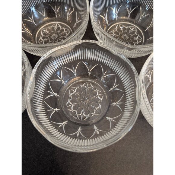 Portugal Laura 5 Vintage Clear Glass Dessert Bowls Starburst Design - Picture 2 of 4
